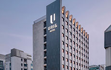 URI& Hotel